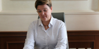 Евгения Фрай проголосовала на выборах в Госдуму онлайн - Единая Россия