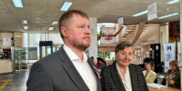 Семейная традиция: председатель Избиркома Курской области пришёл на выборы с мамой - Курская правда