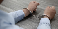Полиция в городе Сланцы задержала мужчину по подозрению в краже холодильника - 47Channel.Ru