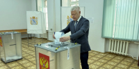 Депутат Госдумы Василий Пискарев принял участие в выборах - Единая Россия