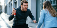 Владимирский «Отелло» хотел приструнить жену перцовым баллончиком и ножом - Zebra-TV.Ru