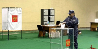 В Югре сотрудники Росгвардии вместе с семьями приняли участие в едином дне голосования - Росгвардия