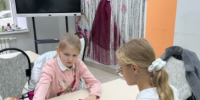 Детская библиотека № 27. Час досуга «Весёлые сражения и умные победы!» в рамках клуба выходного дня «БиблиоИгротека». - ЦБС г. Саратова