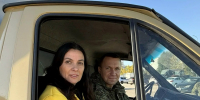 Татьяна Гриневич и Игорь Зубарев передали автомобиль ветерану СВО - Справедливая Россия