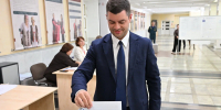 Александр Журавлев проголосовал на выборах в Госдуму - Глава и Правительство Удмуртской Республики