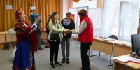 На участках Домодедово молодые избиратели приходят с родителями, друзьями, однокурсниками. - Администрация г. Домодедово