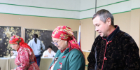 На избирательный участок в селе Беково пришла по‑настоящему яркая семья! - Беловский район