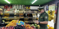 Бывший иностранец в сопровождении следователей доставлен в военкомат - Teleport2001.Ru