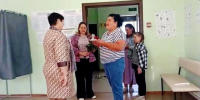 В Лаишевском районе члена избиркома поздравили с днем рождения прямо на рабочем месте - Камская новь