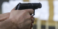 Охранник склада маркетплейса в Петербурге стрелял из травмата по водителю - 47 новостей