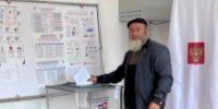 Муса Харисеев, отец кавалера ордена «За Мужество», проголосовал на выборах в Гумбетовском районе - Гумбетовский район