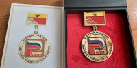 Впервые знаки «Почетного гражданина» вручили двум жителям Советского района Воронежа - Обозреватель.Врн