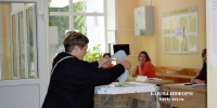 Председатель избирательного участка №1028 Елена Тараканова отмечает, что работа проходит в спокойном режиме, без каких-либо жалоб или инцидентов - Бавлы-информ