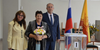 Член Общественной палата Чувашии Надежда Айвенова поздравила наблюдателей Алатырского округа с Днем рождиния 1 - Газета Алатырские вести