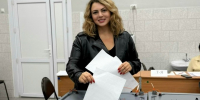 Асета Берзегова приняла участие в голосовании на выборах в Госдуму РФ и Госсовет – Хасэ РА - ИА Адыгея Сегодня