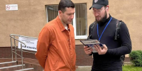 Алиханова показательно опросили в Калининграде у участка голосования - ИА Русский Запад