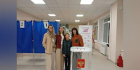 В верхнемамонском селе Лозовое на избирательный участок пришли 3 поколения одной семьи - РИА Воронеж