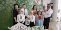 Пример для всех: многодетная семья из Хайбуллинского района приняла участие в выборах - Единая Россия