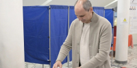 Губернатор Денис Паслер принял участие в выборах - Единая Россия