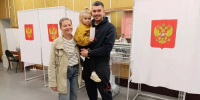 Семейные традиции, ответственность медиков и активность ветеранов: в Котельниках продолжается голосование на выборах депутатов Госдумы и Мособлдумы - Kotelniki.Info