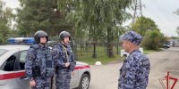 В Псковской области росгвардейцы обеспечили общественную безопасность при проведении выборов - Росгвардия