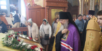 Божественная Литурия в храме апостола Иаков, брата Господня - Губкинская епархия