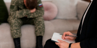 «Я не хотел идти к психологу. Но номер взял»: история помощи бойцу в отпуске - Министерство социального развития