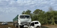 ДТП с КАМАЗом на полевой дороге в Изобильненском округе: погиб водитель “Нивы” - StavropolNews.Ru