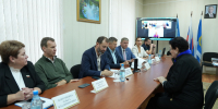 Александр Ведерников провел прием граждан в Нижнеудинске по вопросам детской безопасности и доступности специализированной медпомощи для пожилых людей - Законодательное Собрание