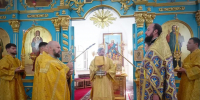 В Неделю 16-ю по Пятидесятнице архиепископ Лукиан совершил Божественную литургию в кафедральном соборе - Благовещенская епархия