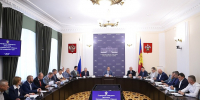 Василий Воробьёв рассказал об итогах летнего курортного сезона 2026 года в кубанском парламенте - Министерство курортов
