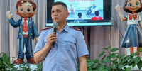 Сотрудник СУ СК России по Брянской области принял участие в родительском собрании - Следственный комитет
