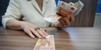 В Иркутской области более 800 пенсионеров получают пособие на детей до 1,5 лет - КП-Иркутск