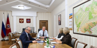 Губернатор Алтайского края Виктор Томенко провел рабочую встречу с руководителем филиала Государственного фонда «Защитники Отечества» Ларисой Панфиловой - Администрация Алтайского края