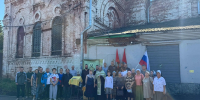 Молебен у стен Александро‑Невского собора города Бийска - Алтайская митрополия