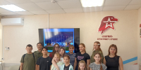 В Региональном центре допризывной подготовки прошёл патриотический час о Саратове - Министерство образования