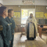 Священник поздравил спасателей с праздником - Балашовская Епархия