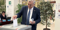 Председатель Городского Совета Юсуп Богатырев сегодня принял участие в голосовании! - Городской совет депутатов