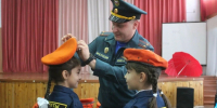 В Орле первоклассников посвятили в кадеты-спасатели - Комсомольская Правда