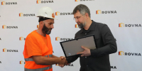 Магомед Рамазанов наградил отличившихся работников компании «Ровна» - Газета Молодежь Дагестана