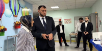 Мэр города Магомед Боков посетил избирательный участок № 419. - Администрация г. Малгобек