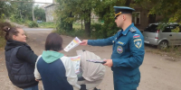 Специалисты МЧС России по г. Алчевск провели рейд по подготовке населения к отопительному сезону - МЧС России