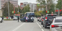 В Новосибирске водитель и пассажир «жигулей» пострадали в столкновении с автобусом - Precedent.TV