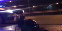 Скончался до приезда скорой: в Красноярске на проспекте Металлургов мотоциклист насмерть сбил пешехода - ИА Запад24