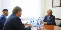 НКО Якутии повышают квалификацию: советник Фонда президентских грантов проводит обучающие семинары в республике - Правительство Республики Саха (Якутия)