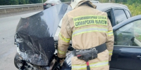 Произошло лобовое столкновение "Калины" и "Волги" - TltGorod.Ru