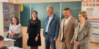 Владимир Сальдо проверил школы, детские сады и рынок Скадовска - Губернатор Херсонской области