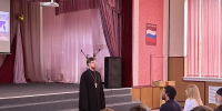 Исполняющий обязанности благочинного Курсавского округа принял участие в работе круглого стола «В единстве разных — сила России» - Епархия