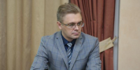 Фото: https://okuvshinnikov.ru/press/foto/v_vologde_predstavili_novogo_predsedatelya_arbitrazhnogo_suda_oblasti/ - Вологда-поиск