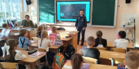 Выборгских школьников научили действовать при пожаре - Online47.Ru